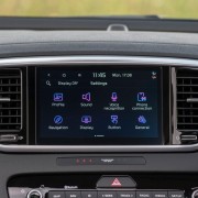 12-kia-sportage-2020-road-test-review-update-infotainment