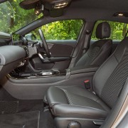 13-mercedes-benz-a-class-2018-rt-cabin