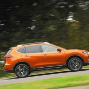 14-nissan-x-trail-2017-rt-otr-side