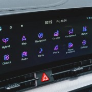 15-kia-sportage-2022-rt-infotainment-1