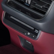 27-lexus-ls500h-2018-rt-rear-centre-console-detail