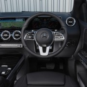 8-mercedes-benz-b-class-2019-rt-review-dashboard