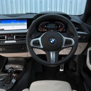 14-bmw-2-series-gran-coupe-2020-rt-dashboard
