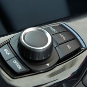 bmw-1-series-console