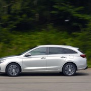 hyundai-i30-side-profile_0